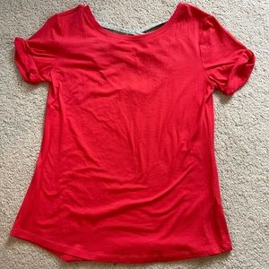 Women’s workout top